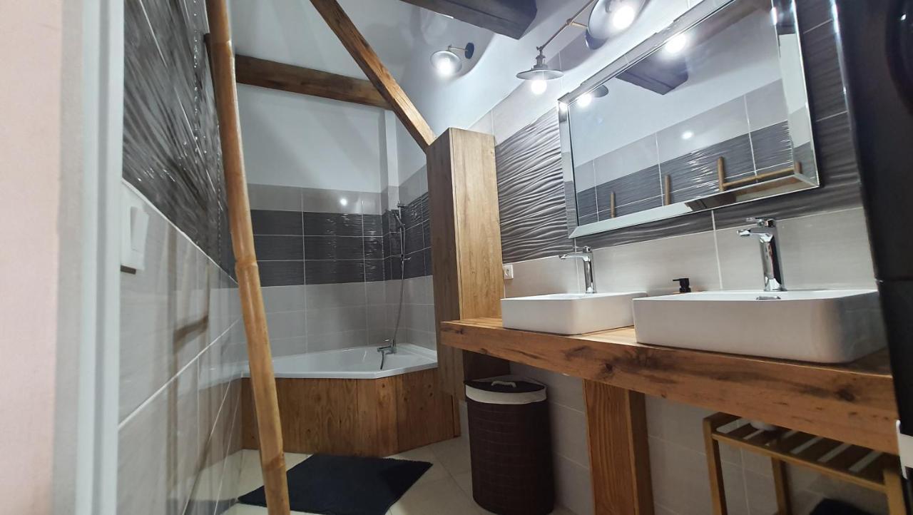 Beau T4 Au Coeur Du Centre Ville 纳博讷 外观 照片